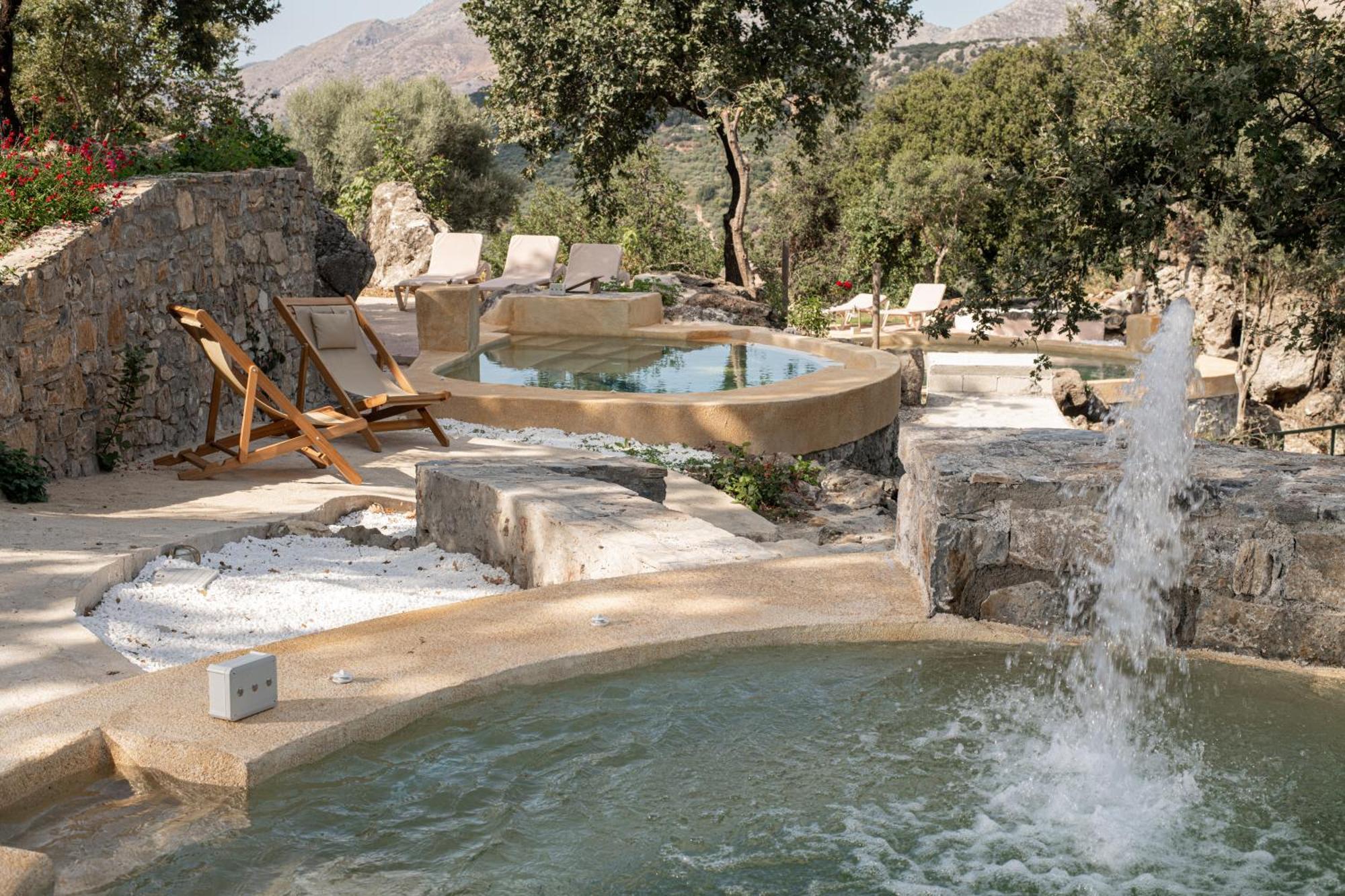 Enagron Ecotourism Village Axos ภายนอก รูปภาพ